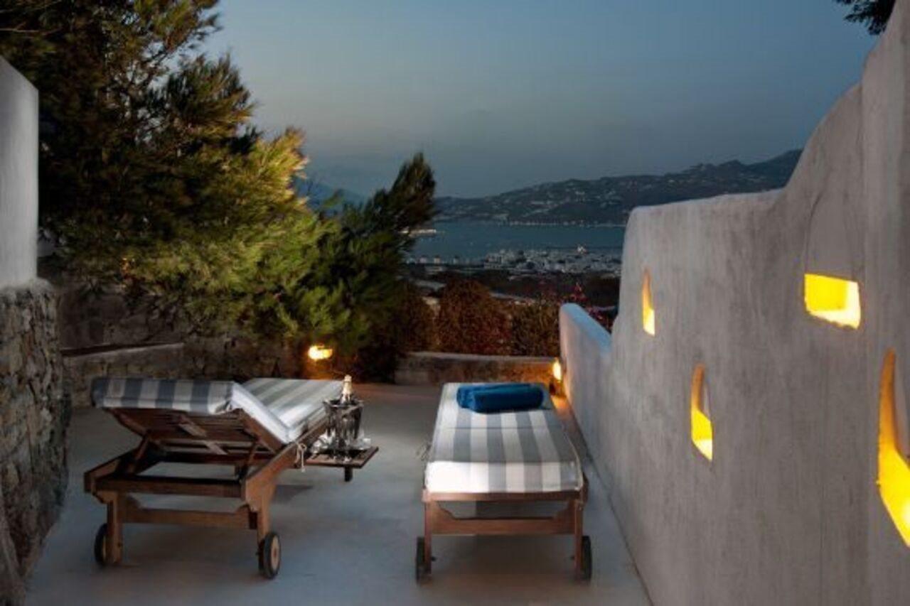 Tharroe Of Mykonos Boutique Mykonos Town